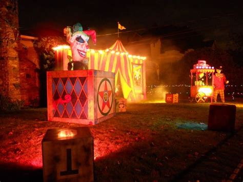 creepy carnival theme party - Google Search | creepy carnival ...