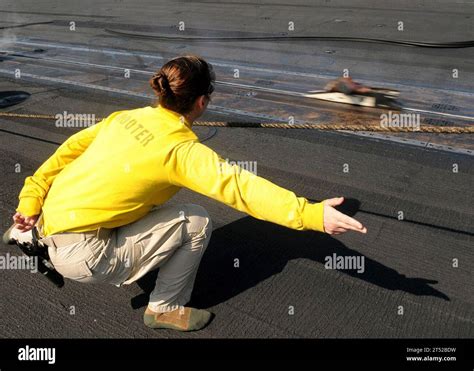 aircraft carrier, CVN 69, Sailors, U.S. Navy, USS DWIGHT D EISENHOWER ...