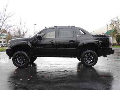 2013 Chevrolet Avalanche LT Black Diamond / 4WD / Leather / LIFTED LIFTED