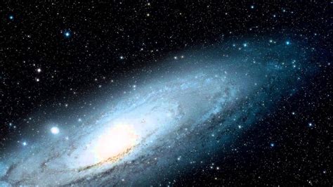 Zooming in on the Andromeda Galaxy - YouTube