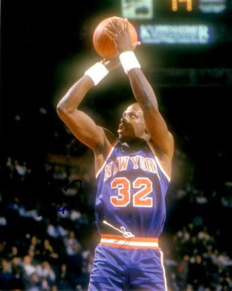 Autographed XAVIER MCDANIEL 8X10 New York Knicks Photo - Main Line Autographs