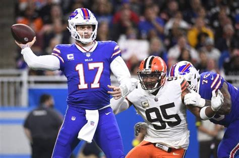 Josh Allen, Tyler Bass help Bills beat Browns in Detroit