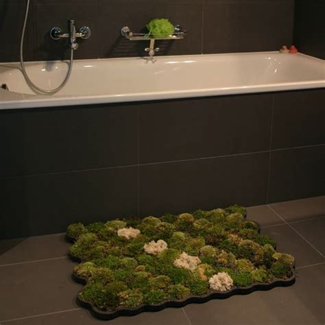 Moss Rug: The living bathroom mat goes on sale - Odd News | newslite.tv | Moss shower mats, Moss ...