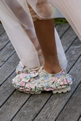 The 21 Best Shoes From New York Fashion Week's Spring 2023 Runways ...