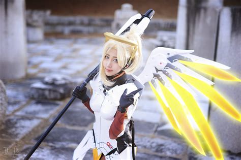 Mercy Cosplay – Telegraph