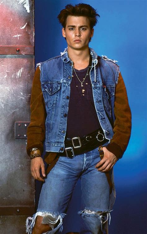 The double belt worn by Officer Tom Hanson (Johnny Depp) in a ...