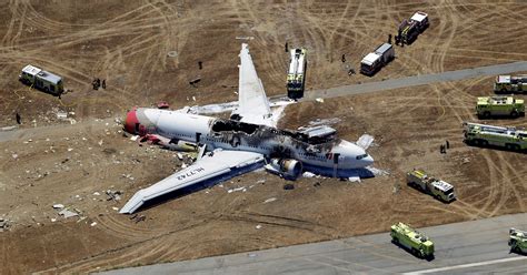 Law firm says it's suing Boeing over Asiana crash