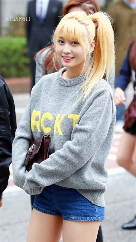 Twice Momo Airport Fashion - Official Korean Fashion