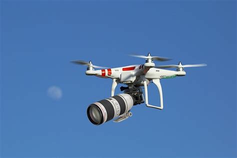 Are Drones Better Than Telephoto Lenses for Spying? The Answer May ...