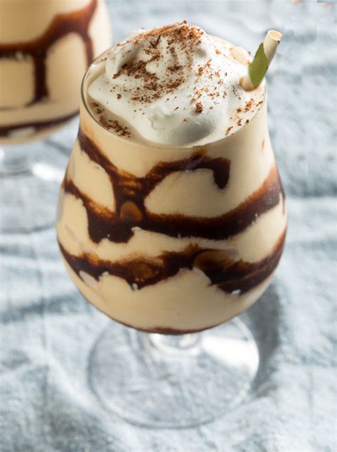 Mudslide Cocktail Recipe - Baileys Irish Cream Mudslide - Decadent Drink