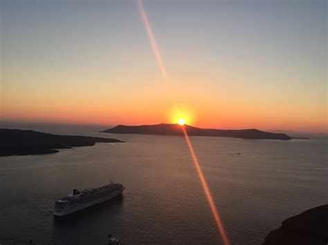 Fira sunset, Santorini | Santorini, Sunset, Beach