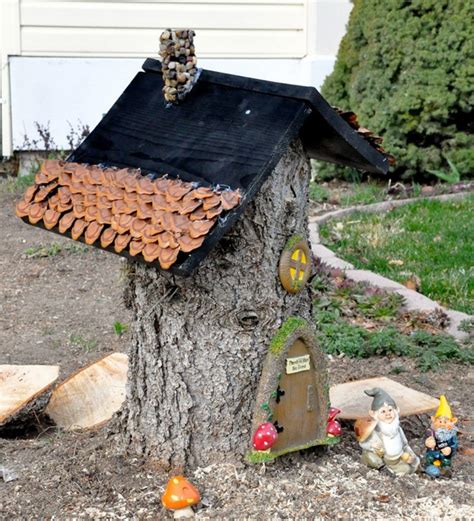 15 Excellent Tree Trunk Ideas To Decorate Your Garden - The ART in LIFE