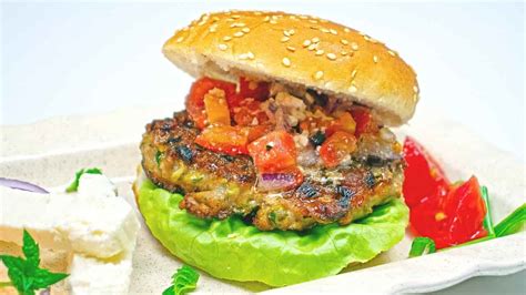 Nutritional Values of Beef, Chicken, and Veggie Burgers | Perfect Patty ...