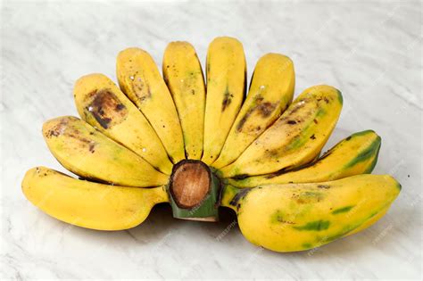 Premium Photo | Indonesian Fruit Pisang Kepok Kuning Musa acuminata ...