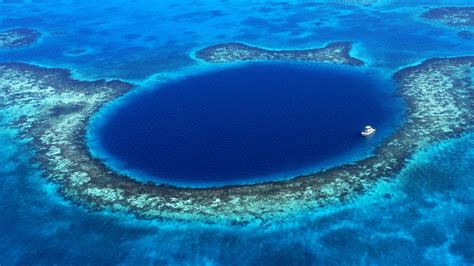 Richard Branson to head down Great Blue Hole sinkhole in a submarine ...