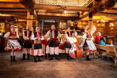 From Krakow: Polish Folk Show with All-You-Can-Eat Dinner | GetYourGuide