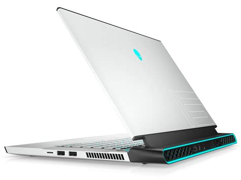 Alienware m15 R4 gaming laptop in review: Lots of power, short battery ...