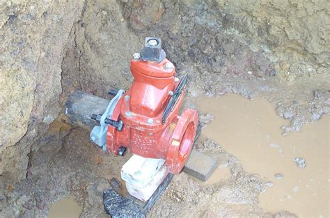 Water Main Installation | Resilient Wedge Gate Valve on a wa… | Flickr