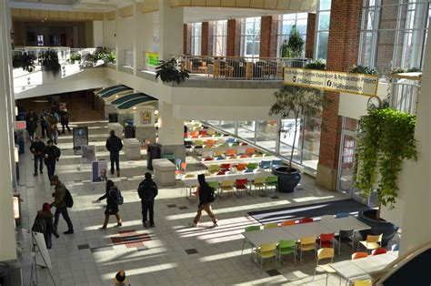 PENN STATE – STUDENT LIFE – 1/28/14 Students walk through the HUB to warm themselves on this ...