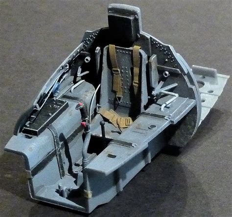 The Modelling News: Meng's 1/32nd scale Me-163 Komet built up part I - the cockpit