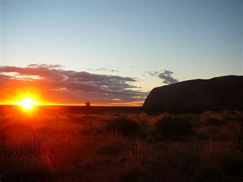 Uluru (Ayers Rock) Sunrise, Australia 2009 Ayers Rock, Sunrise ...