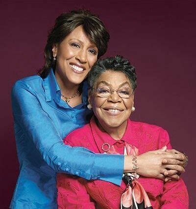 Robin Roberts and mother | Celebrity families, Daughter, Mom