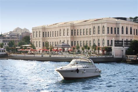 Four Seasons Bosphorus - Istanbul Tour Studio – Istanbul Guide