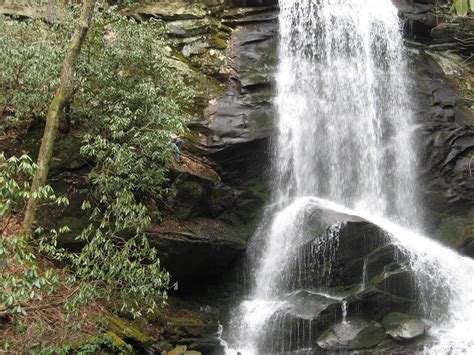 NC Waterfall Hikes: Catawba Falls, NC