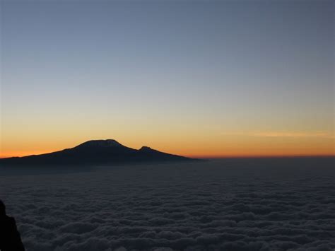 Kilimanjaro sunrise - Mount Meru climb (Day 3) | The sun ris… | Flickr