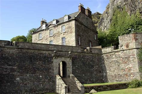 Dumbarton Castle: a brief history - Truly Edinburgh