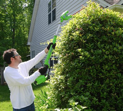 The 5 Best Pole Hedge Trimmers - Dengarden