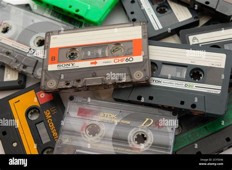 Old cassette tapes hi-res stock photography and images - Alamy