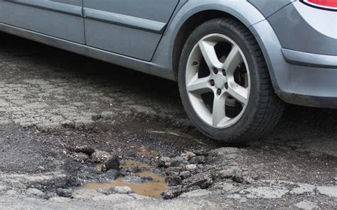 Pothole Problems: Damage they can do to your car | Fix MI State