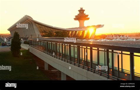 Sunrise over Dulles Airport in Dulles, Virginia Stock Photo - Alamy