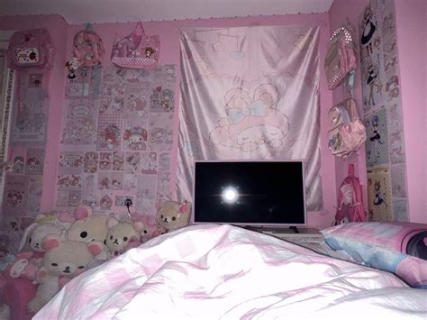 pink cutecore room | Pink room decor, Cute room ideas, Room makeover bedroom