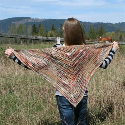 Easy Lace Crochet Shawl - Perfectly Knotty