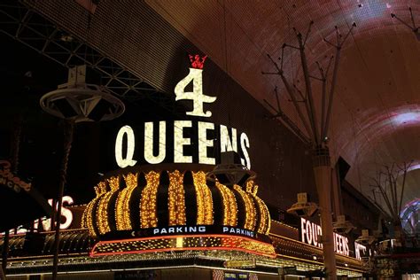 Four Queens - Hotel, Casino, Rooms, Suites & Pool, Downtown Las Vegas