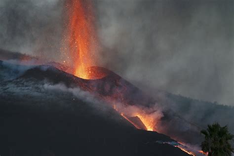 Canary Islands eruption didn’t act as we expected—we can now ask why - Ars Technica