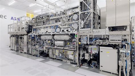 ASML Shows Off Next-Generation, $380 Million High-NA EUV Lithography Machines | Extremetech