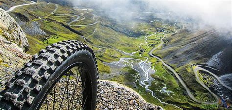 Death Road / La Paz / Bolivia / biking / downhill / bike