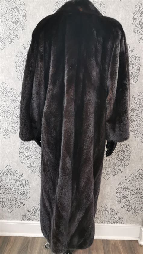 "The American Fur Awards, American Ultra" Mink Fur Full Length Coat ...