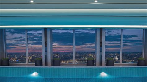 Shangri-La Hotel, At the Shard, London – Hotel Review | Condé Nast Traveler