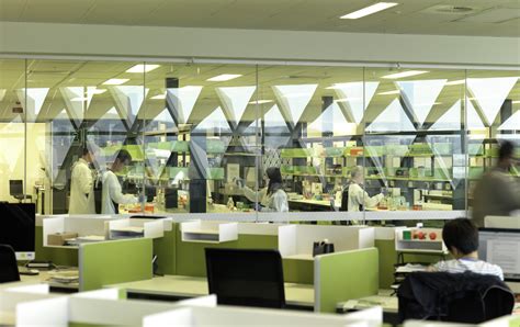 South Australian Health and Medical Research Institute (SAHMRI) | RFD - Research Facilities Design