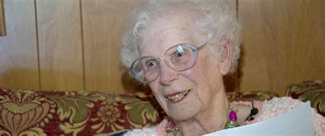 Meet the 102-Year-Old Texas Driver Who Just Renewed Her License - ABC News