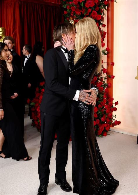 Keith Urban and Nicole Kidman’s Steamiest PDA Moments: Photos