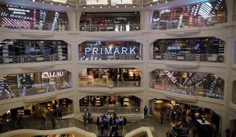 El segundo Primark más grande de España abre en Plaça Cataunya