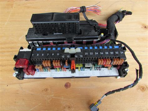 [DIAGRAM] Bmw E46 M3 Fuse Box Wiring Diagram - MYDIAGRAM.ONLINE