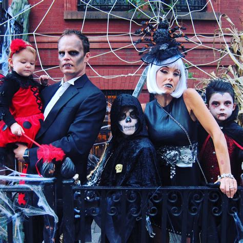 Bloomberg TV Host Stephanie Ruhle ‘Ruhles’ Halloween In New York City!