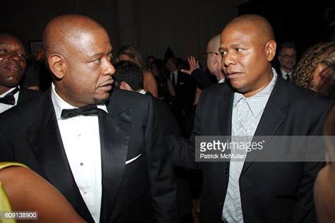 Forest Whitaker and Kenn Whitaker attend ; VANITY FAIR Oscar Party at... Photo d'actualité ...