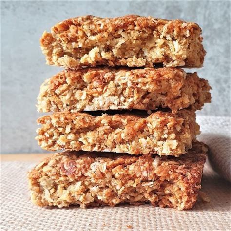 Crunchies with oats and coconut - Foodle Club